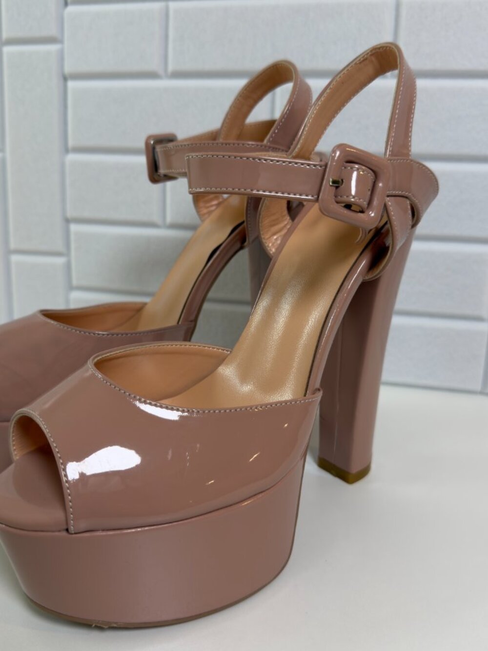 Nude 6" Platform Block Heels Size 7 - Picture 6 of 9